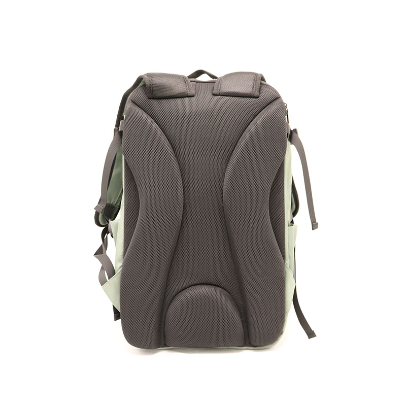 Travel Backpack with organized pockets